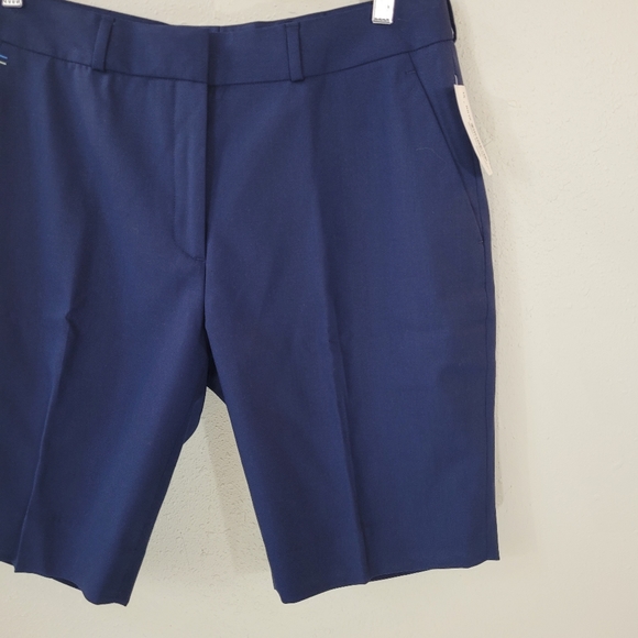 ALASKA AIRLINES Luly Yang Navy Wool Blend Classic Fit Shorts Size 12R Uniform - Picture 3 of 15